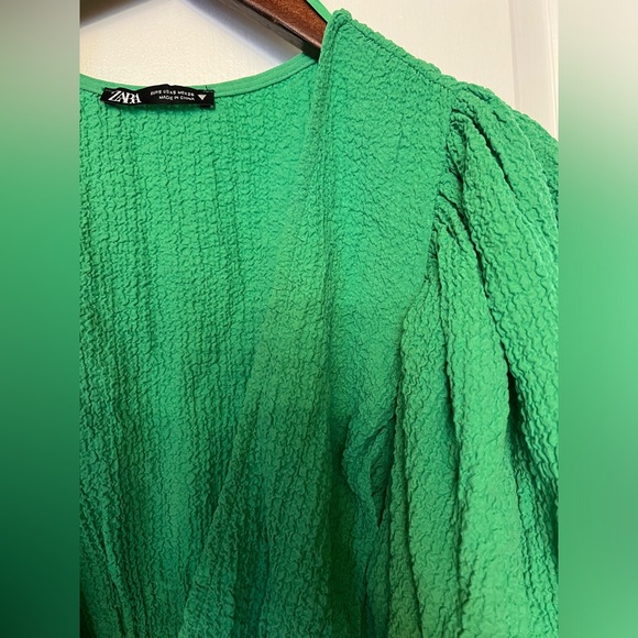 Zara Textured Blouse - Picture 3 of 3